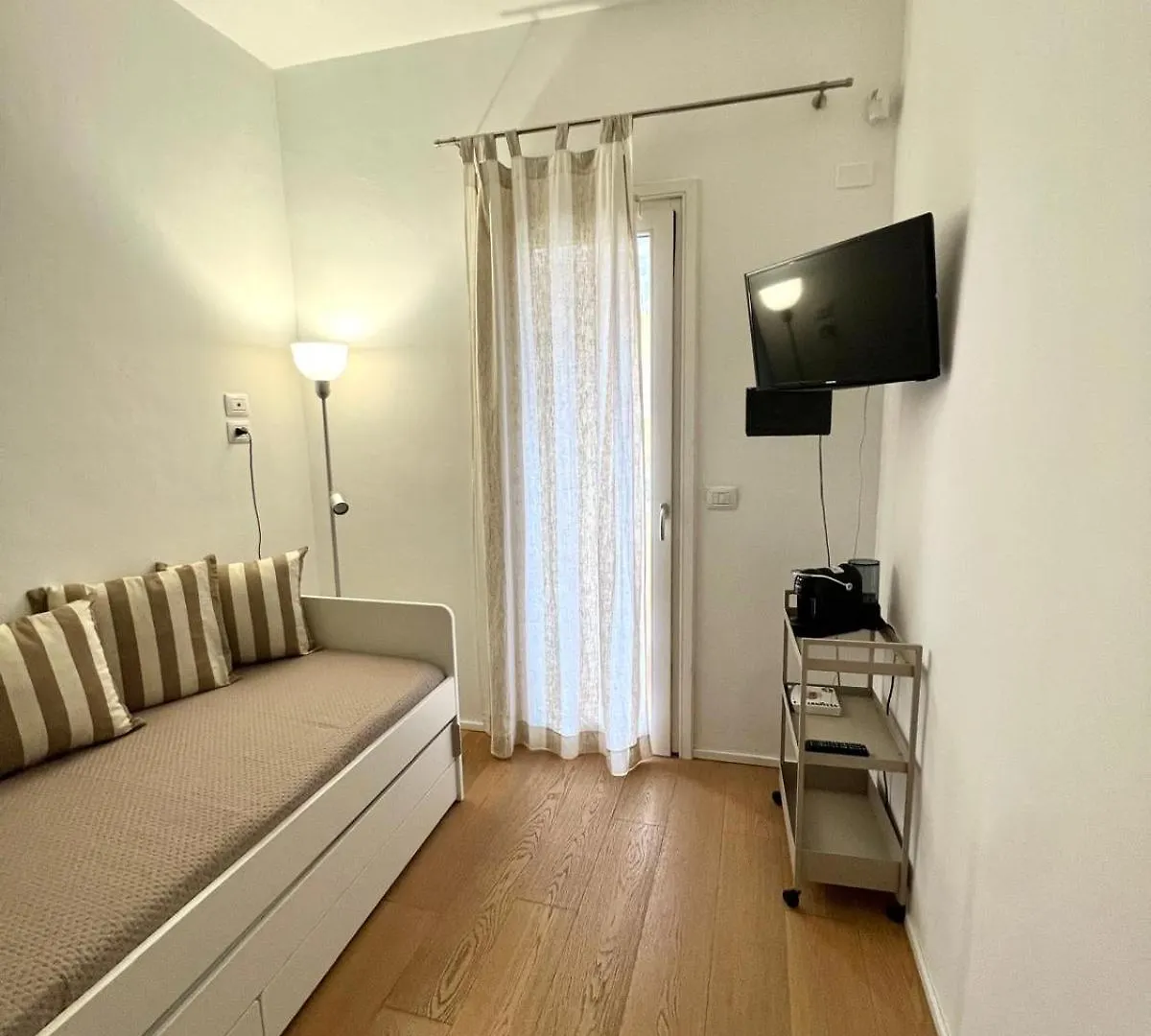 Гостевой дом Suite Faro 33 San Vito Lo Capo Италия